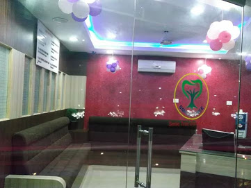 Smiletree dental clinic Image 2
