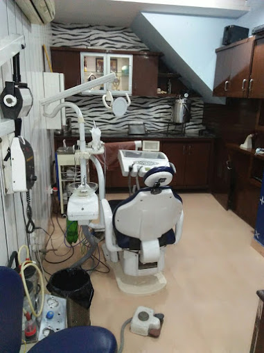 Bhardwaj Dental Clinic and Implant Centre Image 3