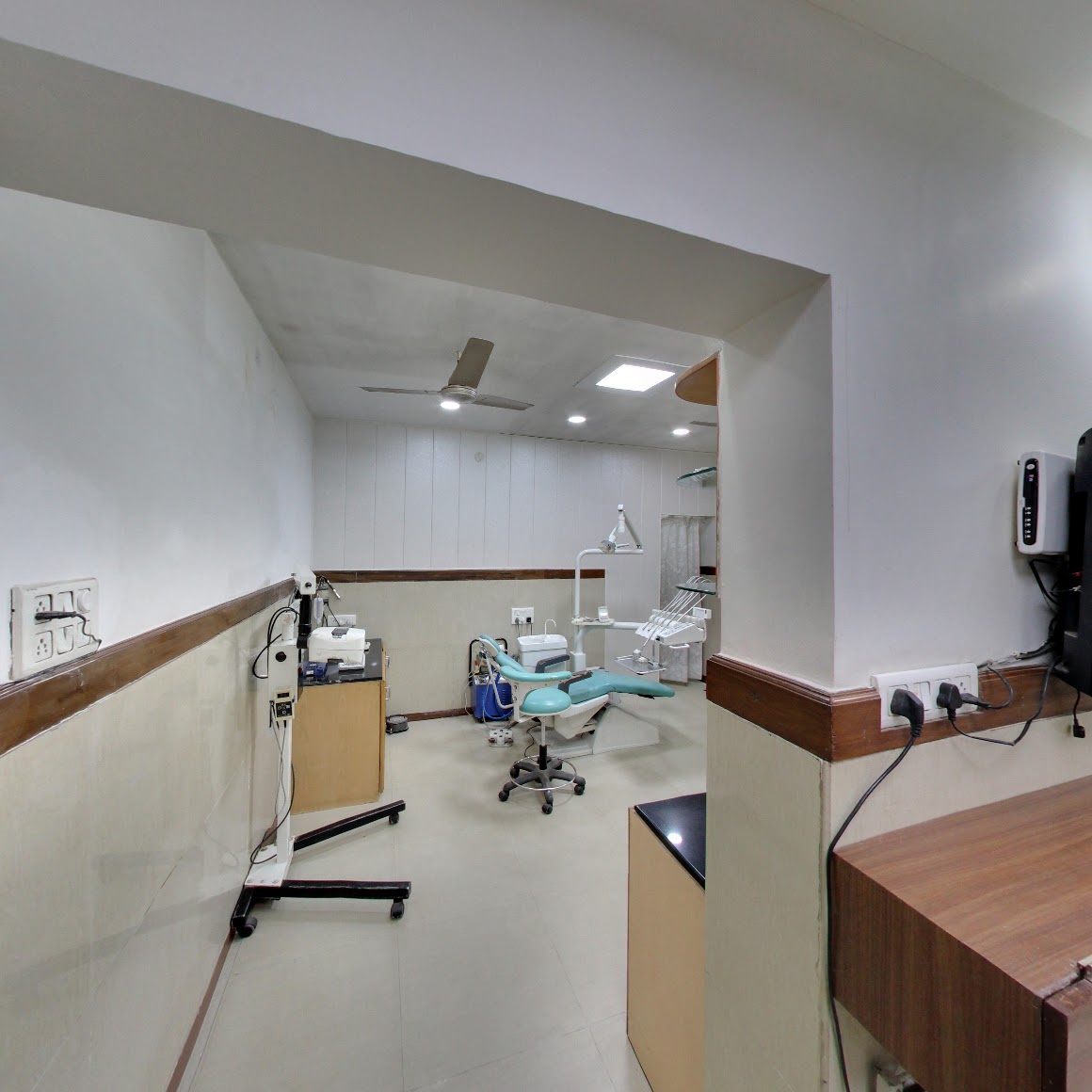 Nagpal Dental Clinic Image 4