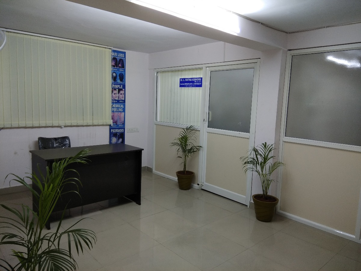 RK's Skin glow Clinics Image 2