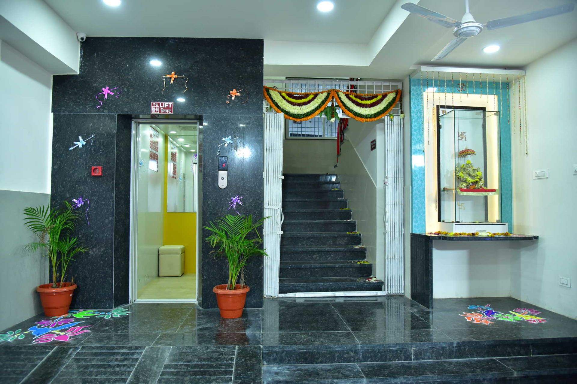 Navoday Multispeciality Hospital Image 7