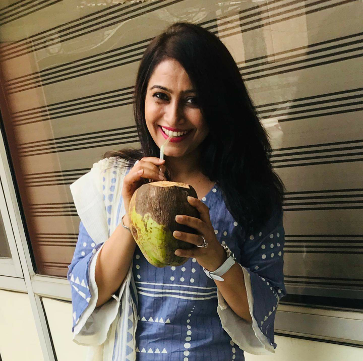 benefits-of-drinking-coconut-water-by-dt-ranjit-kaur-lybrate