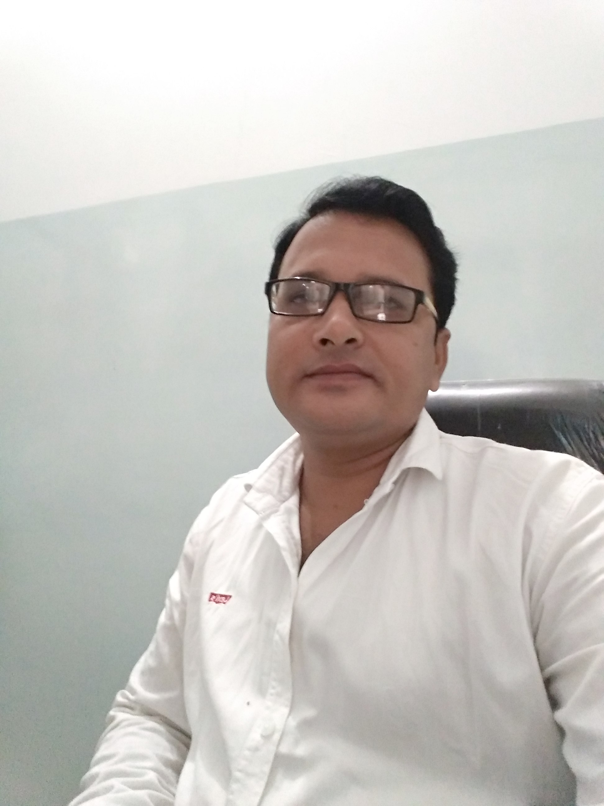 Dr.S KSanjeev - General Physician, Patna