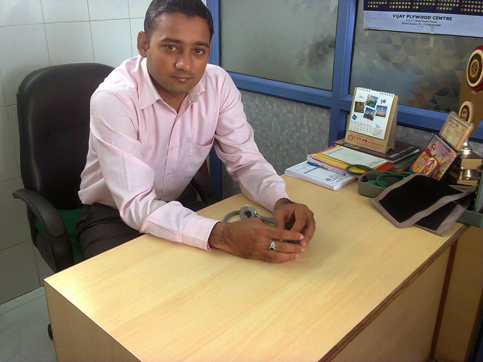 Dr.Rajiv Patel - Acupressurist, Ahmedabad