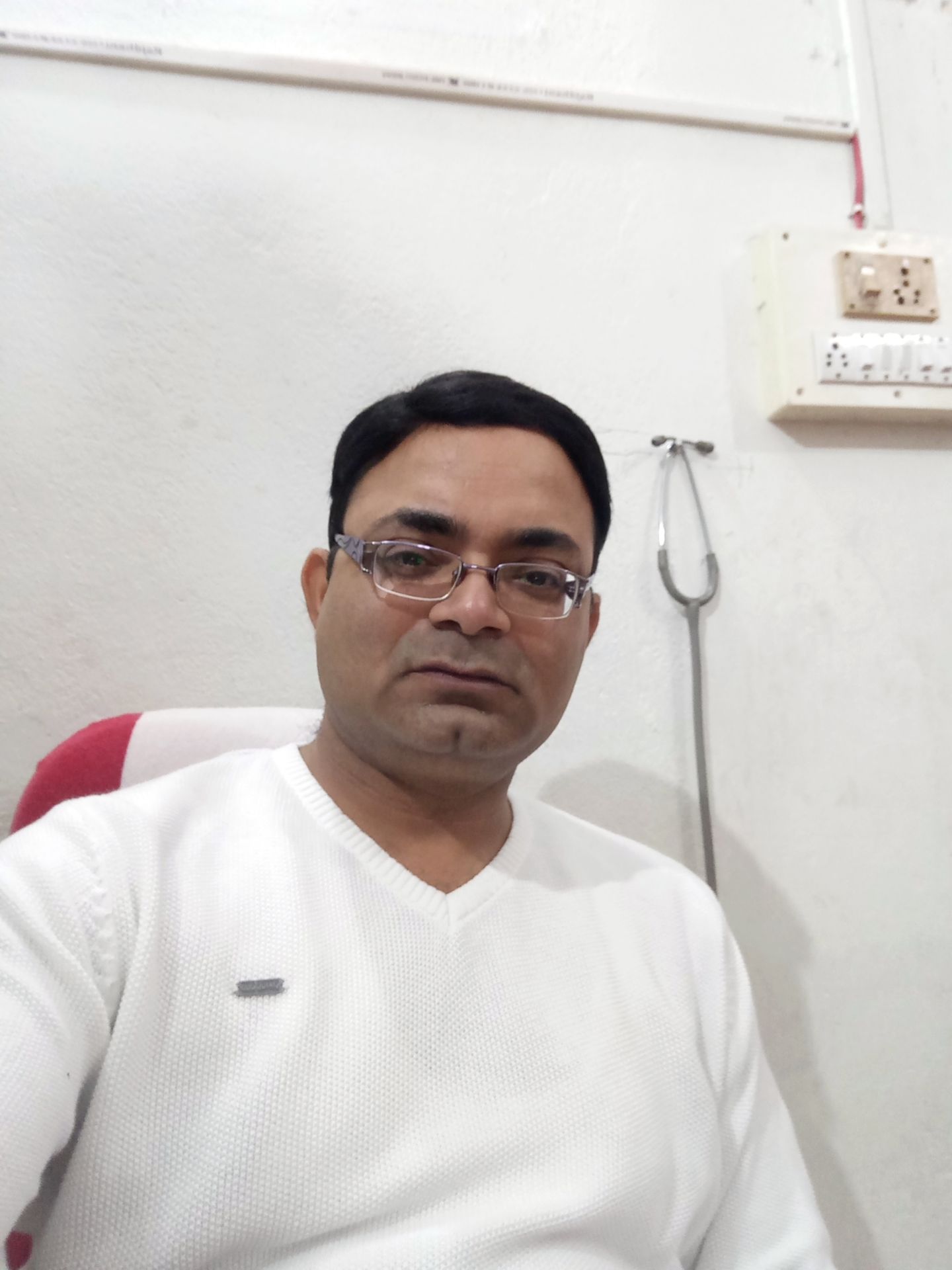 Dr.Ashoka Nand Thakur - Pediatric Surgeon, Patna