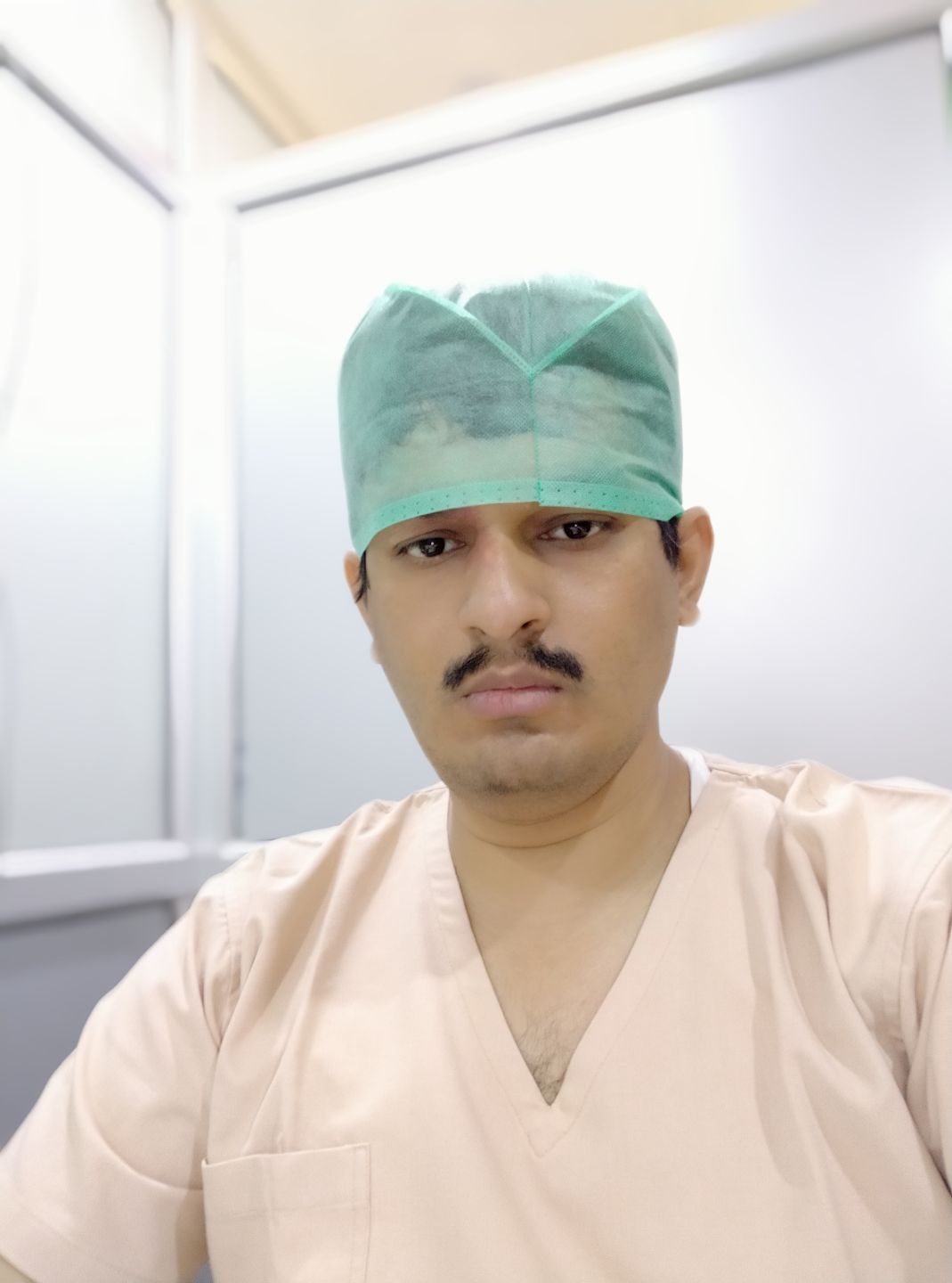 Dr.Hemish Kania - Oncologist, Surat