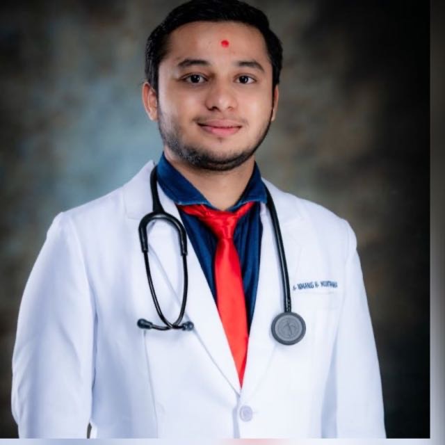 Dr.UmangMunjapara - General Physician, Rajkot