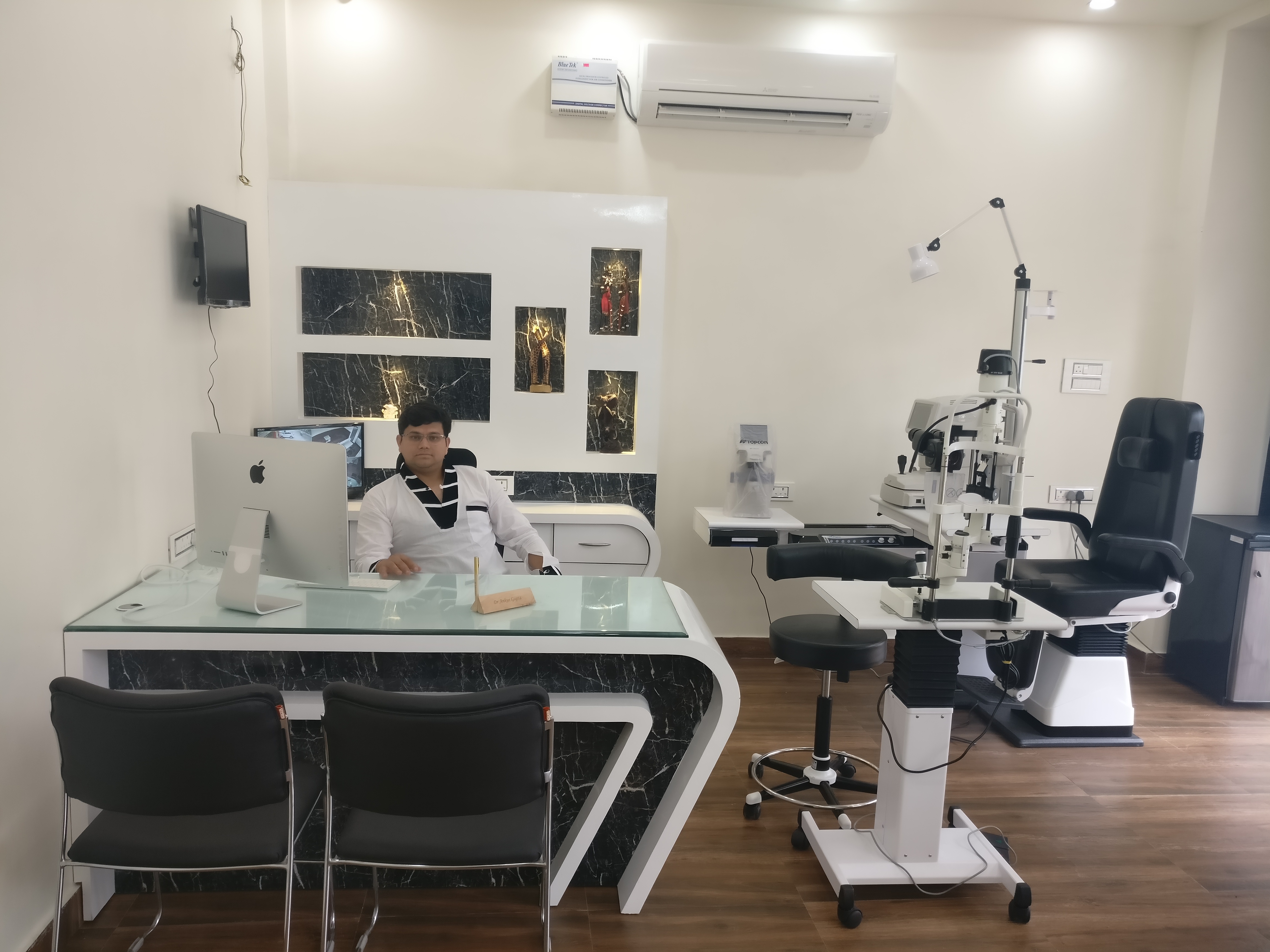 Dr.Ankur Gupta - Ophthalmologist, Kota