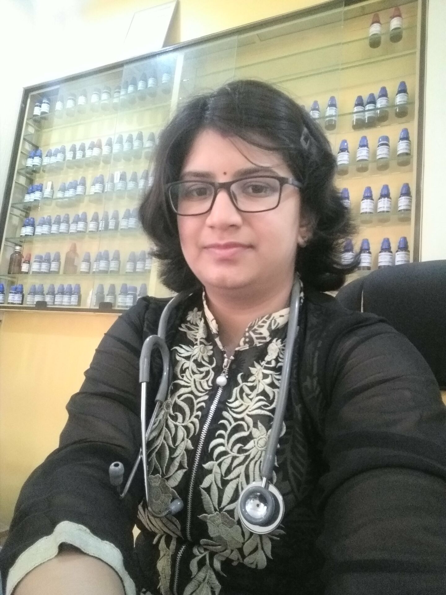Dr.Ankita Naik - Homeopathy Doctor, Nashik