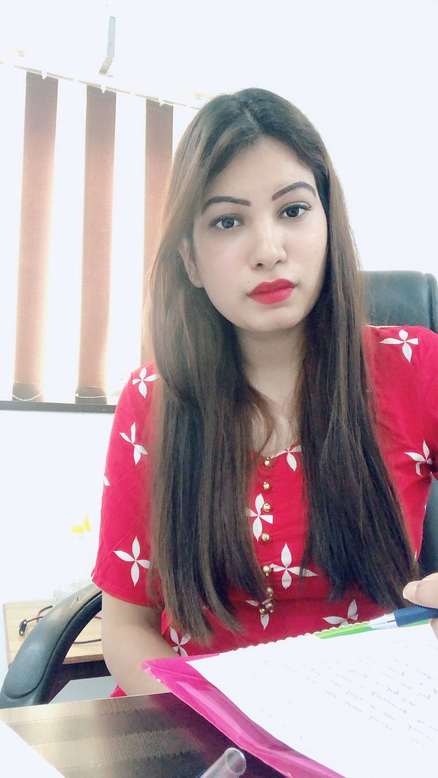Ms. Juhi Parashar - Psychologist, Gurgaon