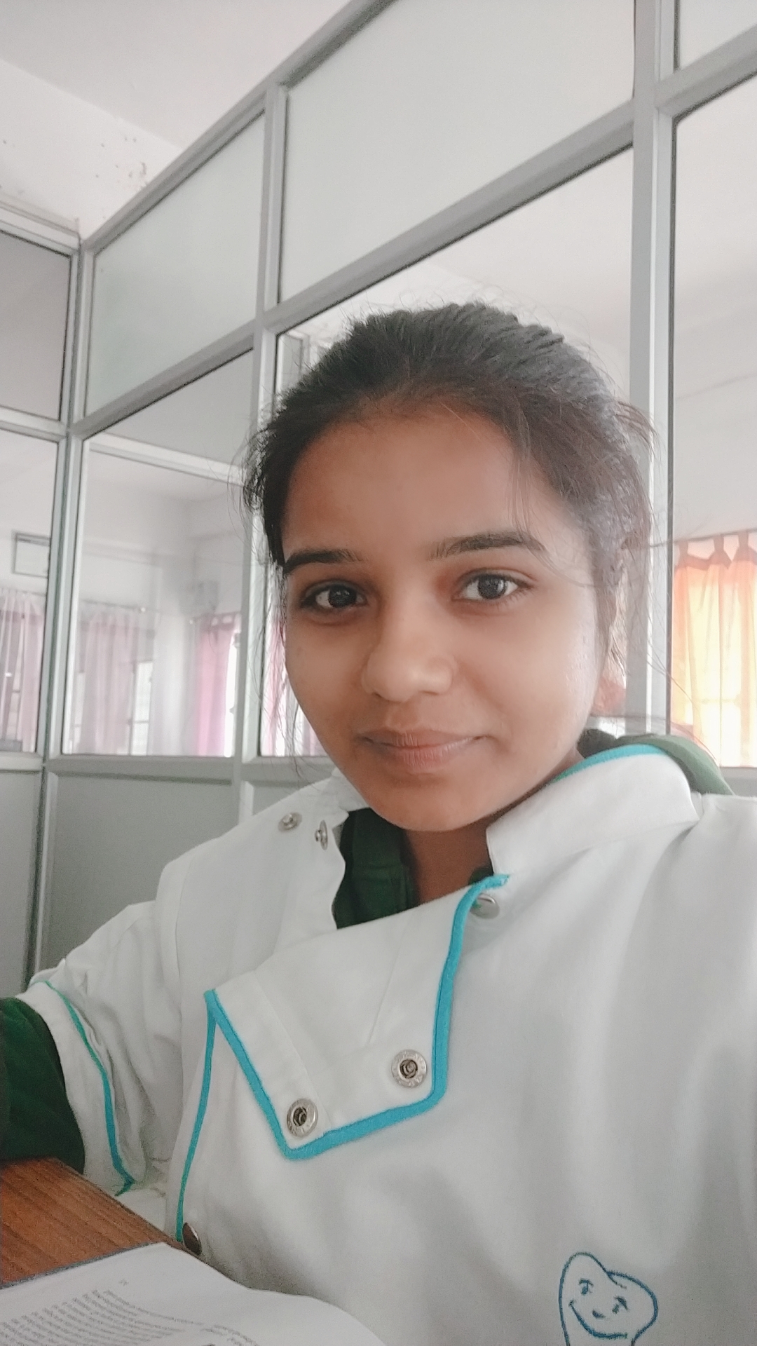 Dr.Swati Singh - Dentist, Aligarh