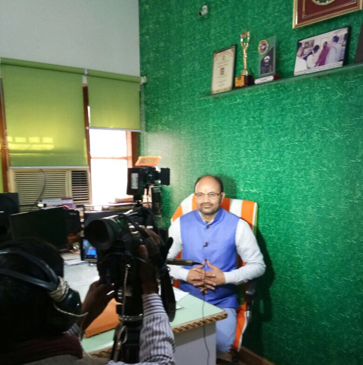 Dr.L.K.Tripathi - Ayurvedic Doctor, Noida