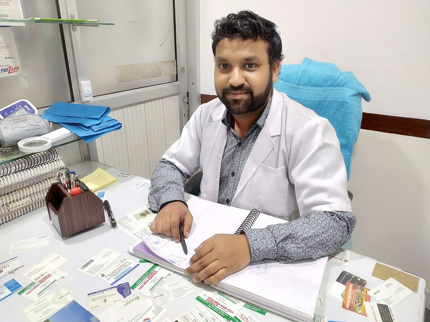 Dr.Vikas Agrawal - Homeopathy Doctor, Gwalior
