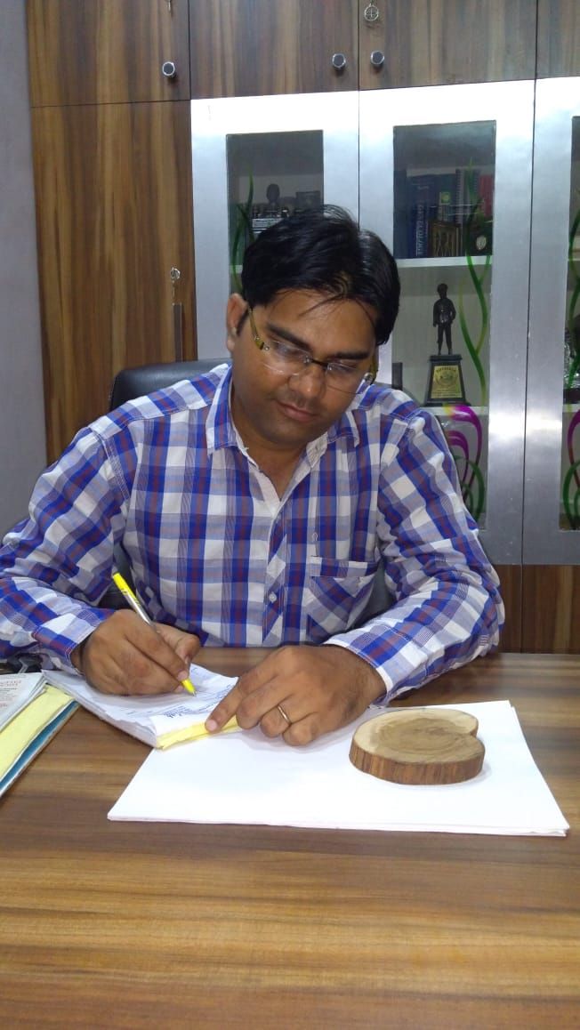 Dr. Rajendra Soni - Homeopathy Doctor, Jhansi