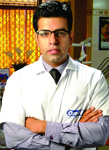 Dr.Rajat Sachdeva - Dentist, Delhi