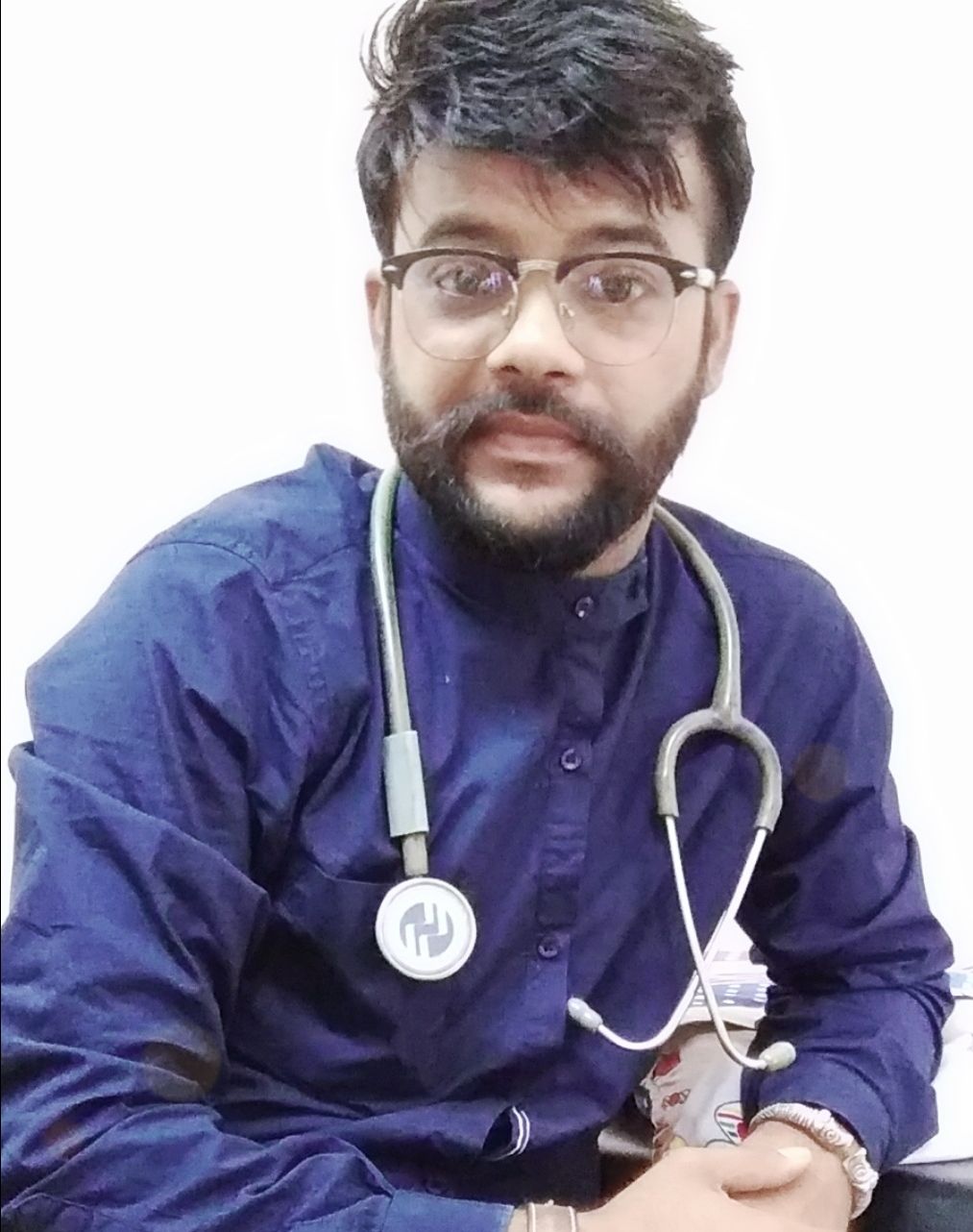 Dr.Vivek Namdev - General Physician, Bangalore