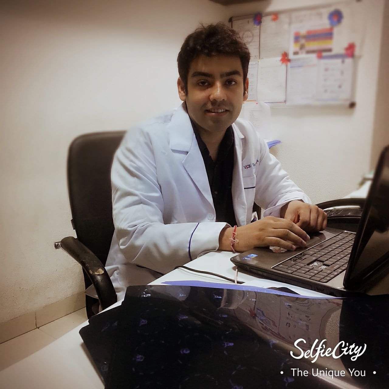 Dr. Vibhu Sharma - Radiologist, Delhi