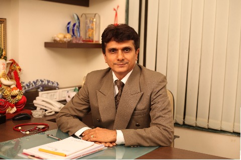 Dr. Professor Bhavesh Acharya - Homeopathy Doctor, Mumbai