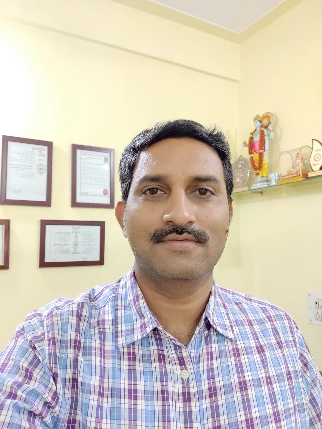 Dr. Sameer Bhale - Ayurvedic Doctor, Pune