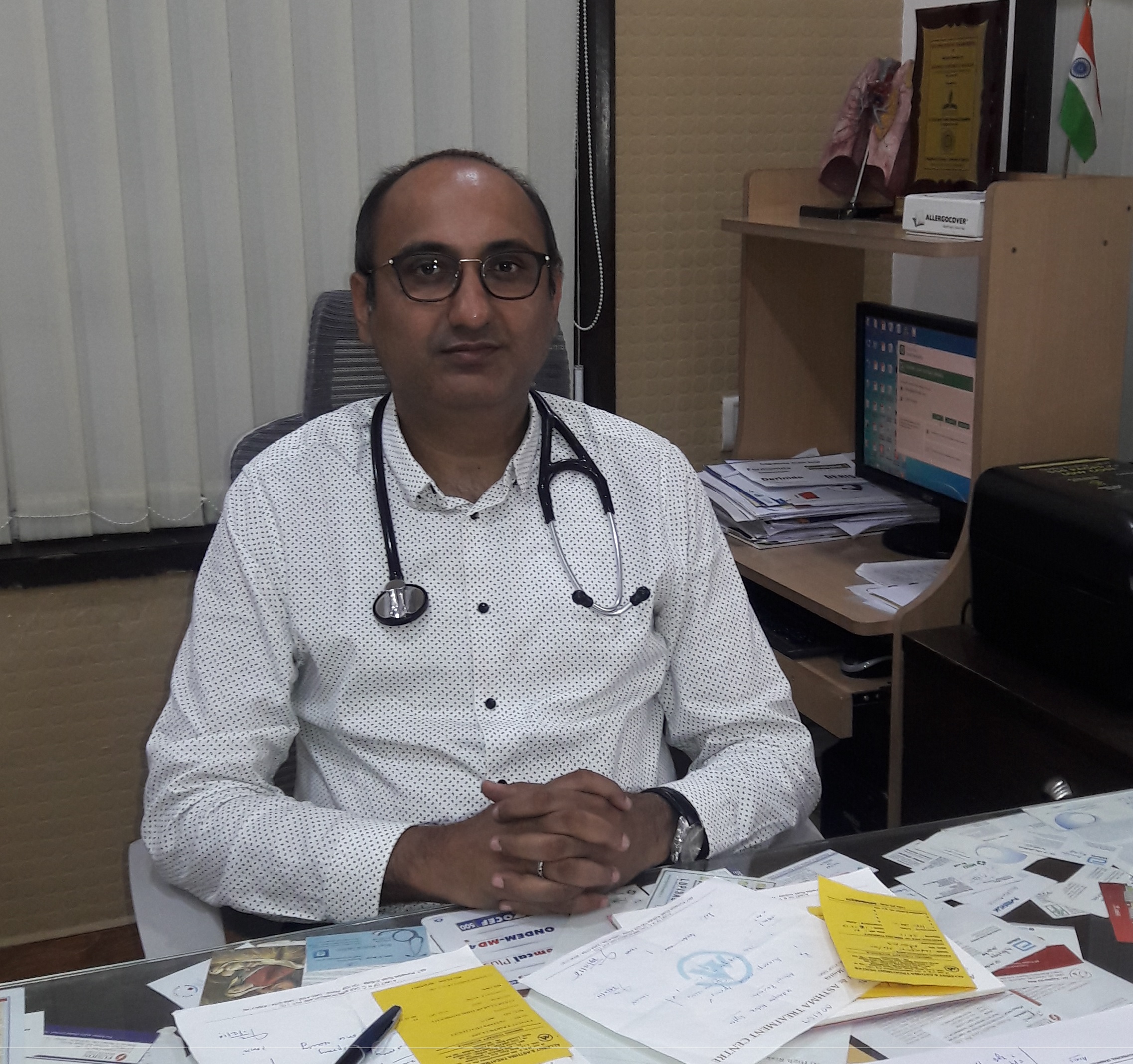 Dr.SaibalMoitra - Allergist/Immunologist, Kolkata