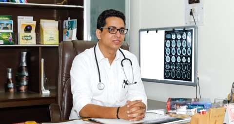 Dr. Manik Mahajan - Neurologist, Amritsar