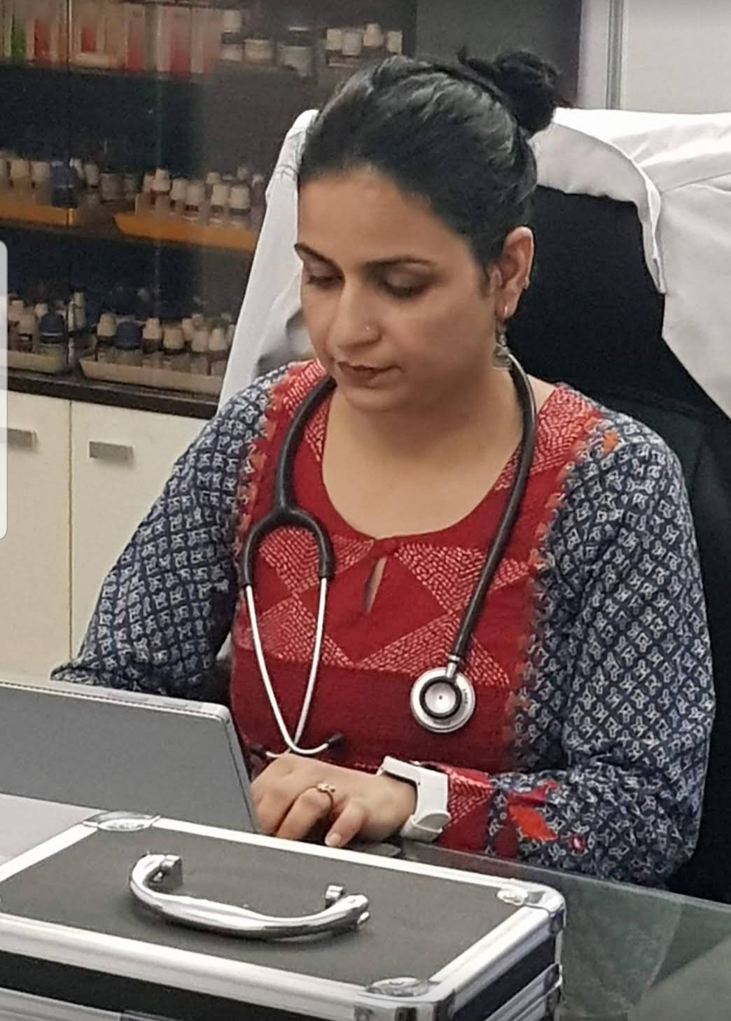 Dr. Anjali - Homeopathy Doctor, Ghaziabad