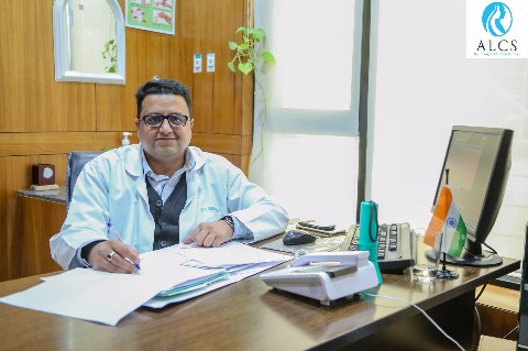 Dr. Sunil Arora - Cosmetic/Plastic Surgeon, Jaipur