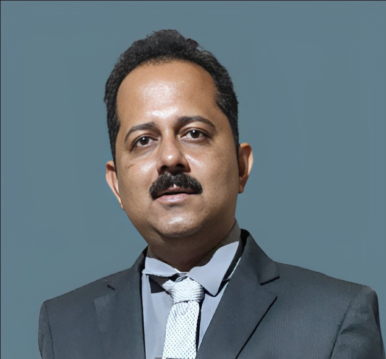 Dr.ShekharBenade - Ayurvedic Doctor, Pune