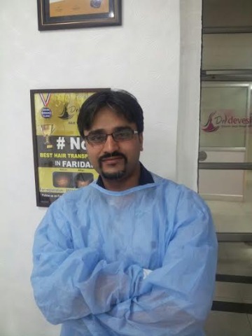 Dr. Devesh Aggarwal - Dermatologist, Faridabad