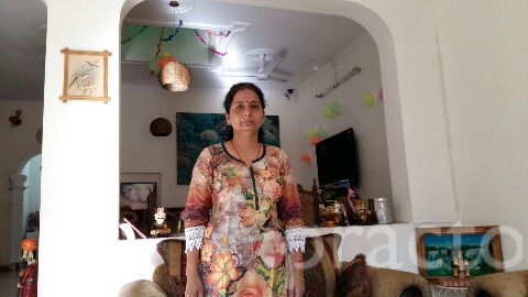 Dr. Anjuli Dixit - Gynaecologist, Faridabad