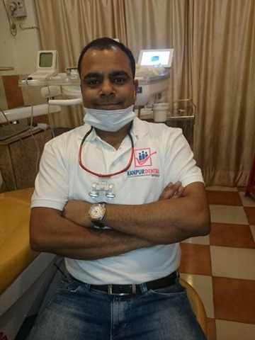 Dr.ChaxweshAgrahari - Dentist, Kanpur