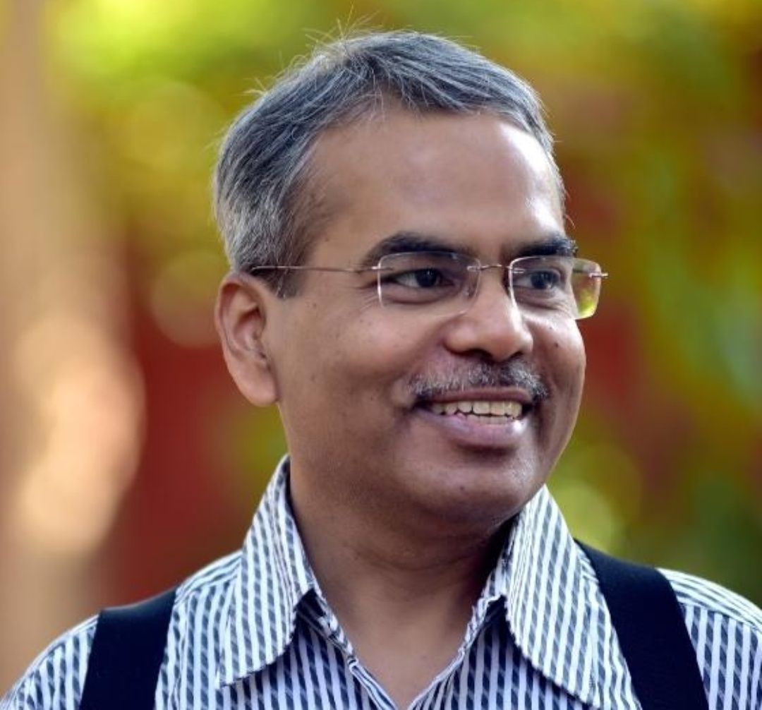 Dr.Vishwamohan Thakur - Psychiatrist, Ahmedabad