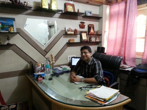 Dr.Abhishek AnnuSarraf - Orthopedic Doctor, Darbhanga