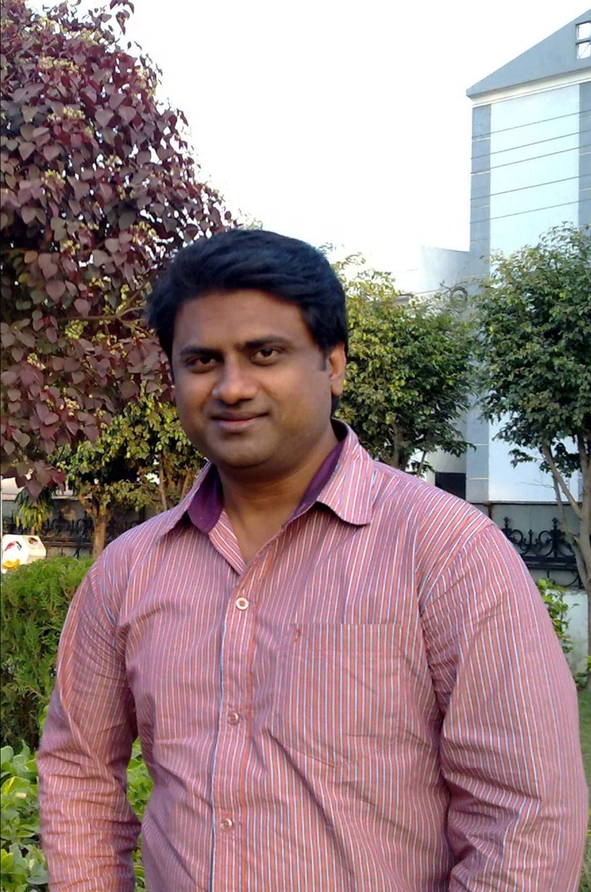 Dr.Shivesh Kumar - Dentist, Begusarai