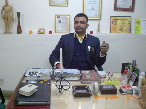Dr. Pradeep Sharma - Acupuncturist, Delhi