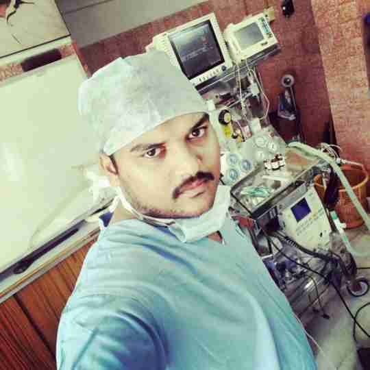 Dr.SrujanSivva - Orthopedic Doctor, Warangal