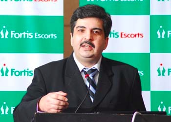 Dr.Mohit Arora - Orthopedic Doctor, Amritsar