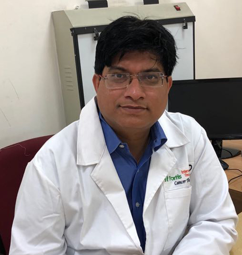 Dr. Manoj Kumar Sharma - Oncologist, Faridabad