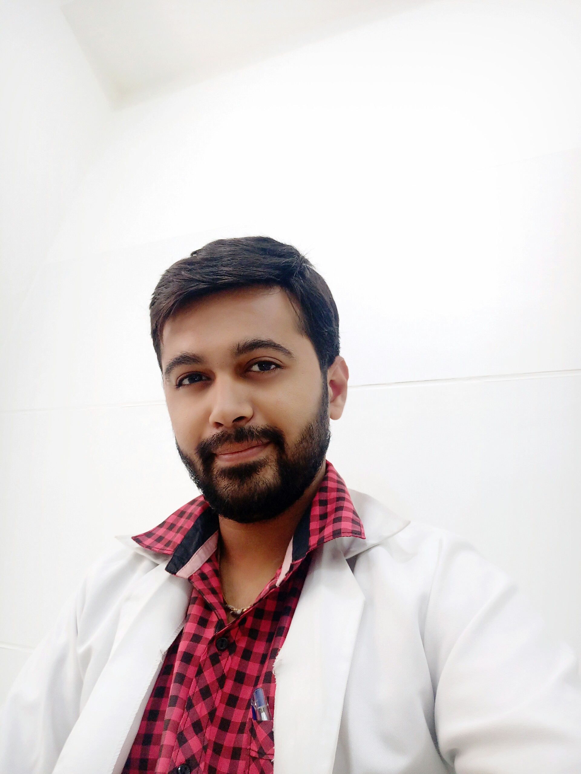 Dr.Rishabh Vyas - Homeopathy Doctor, Bangalore