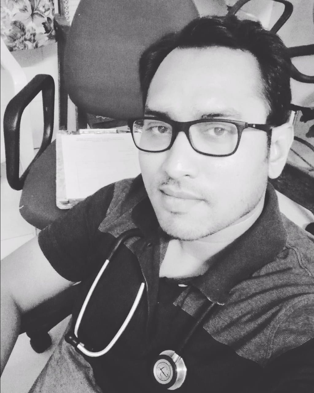 Gulab Pawar - Internal Medicine Specialist, Khamgaon