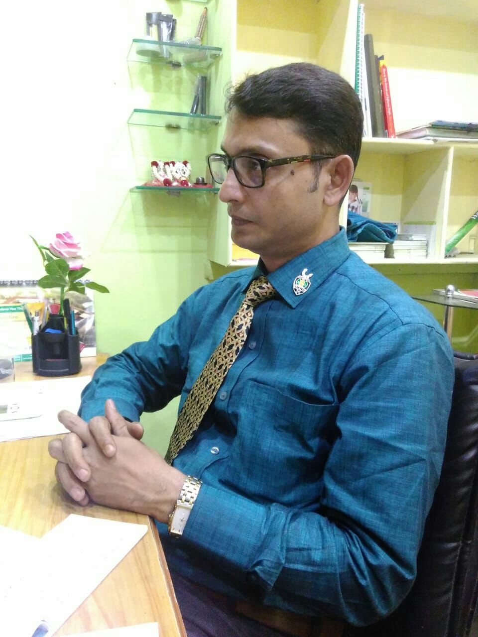 Dr.Pankaj Sen - Acupuncturist, Kolkata