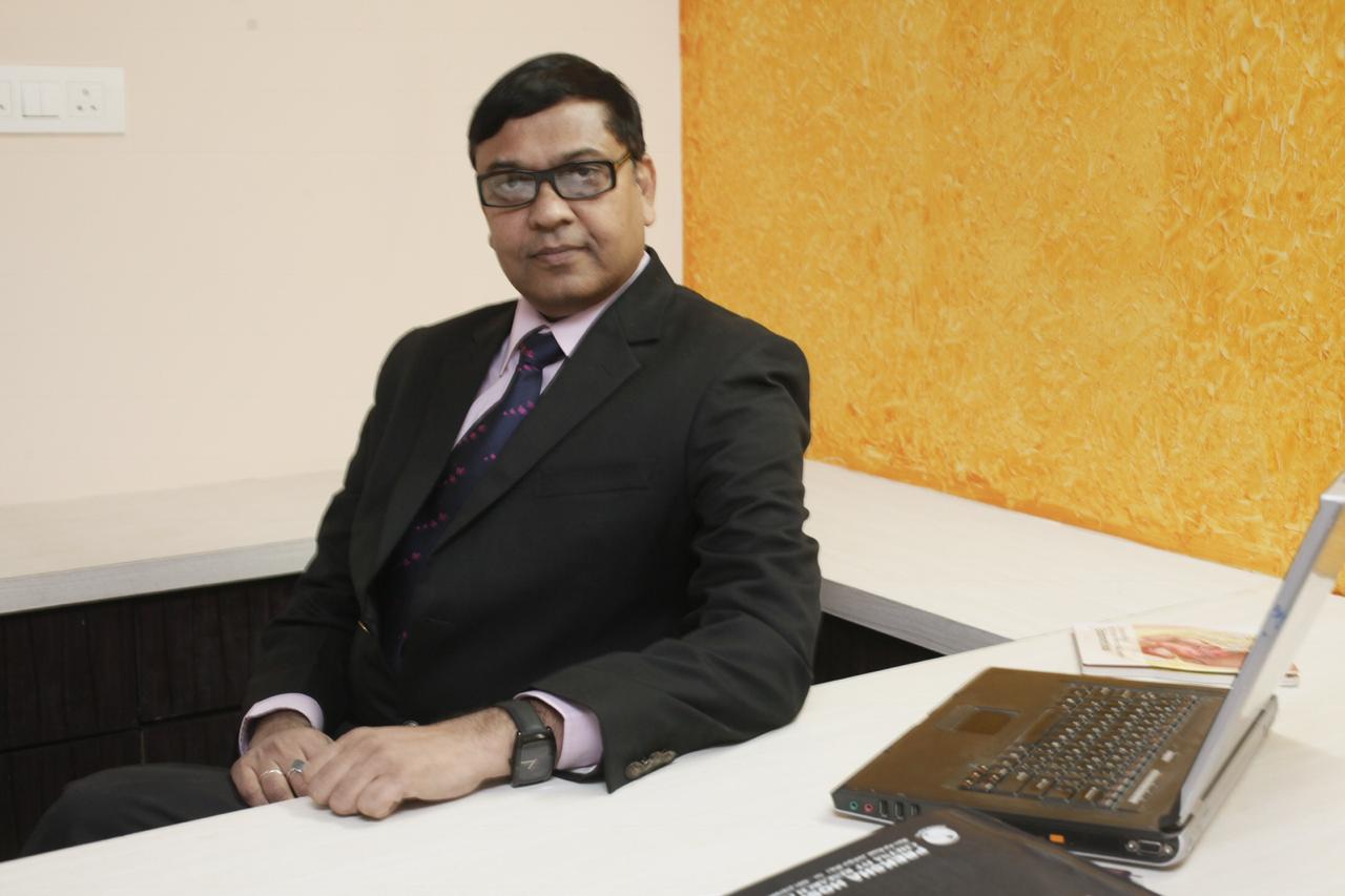 Dr Pravin K Jain Book Appointment Consult Online View Fees Contact Number Feedbacks Gynaecologist In Jodhpur