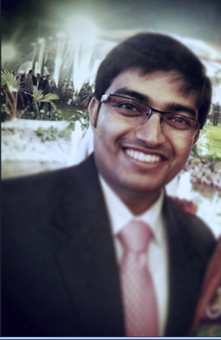 Dr.Rahul Chhajlani - Dentist, Indore