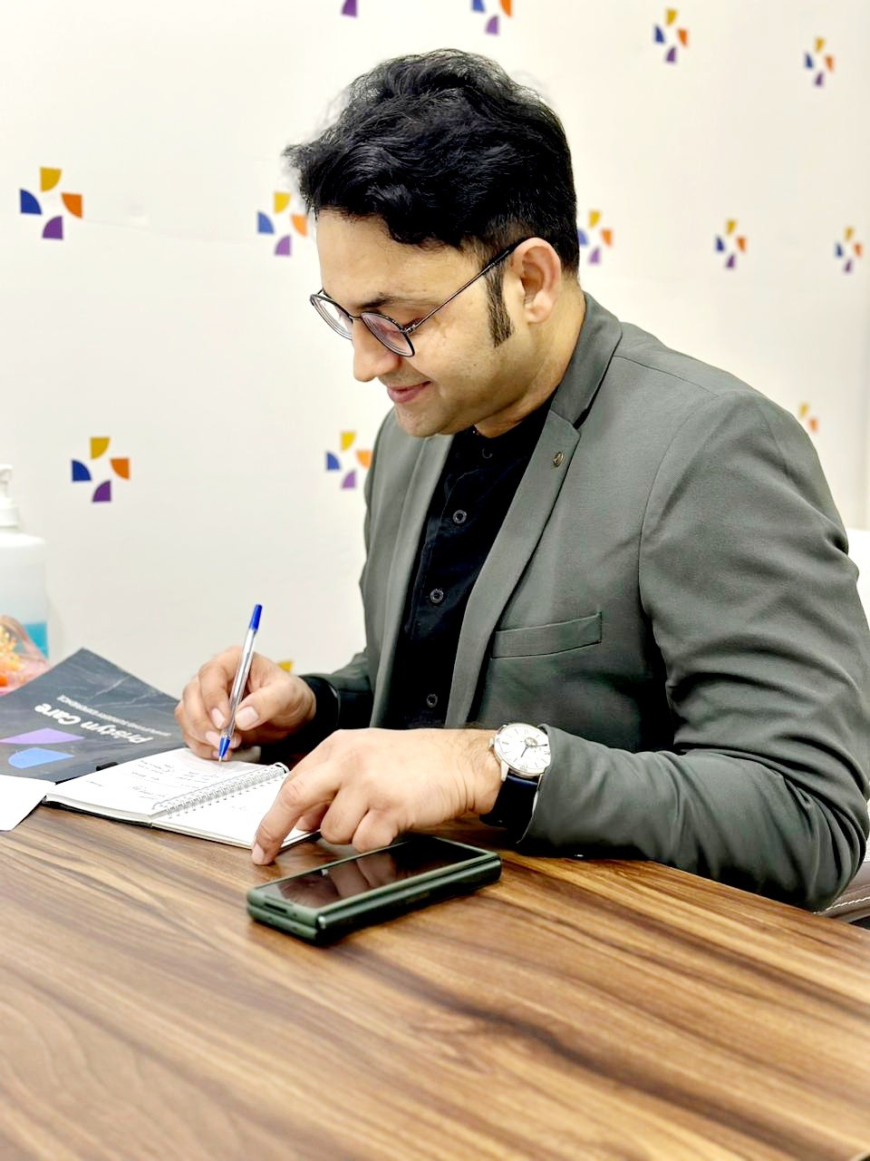 Dr. Yanshul Rathi - General Surgeon, Delhi