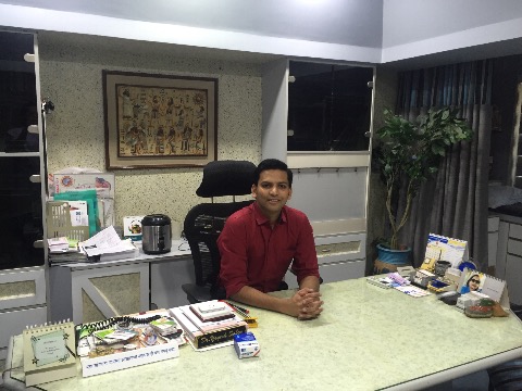 Dr.Rahul - General Surgeon, Nagpur