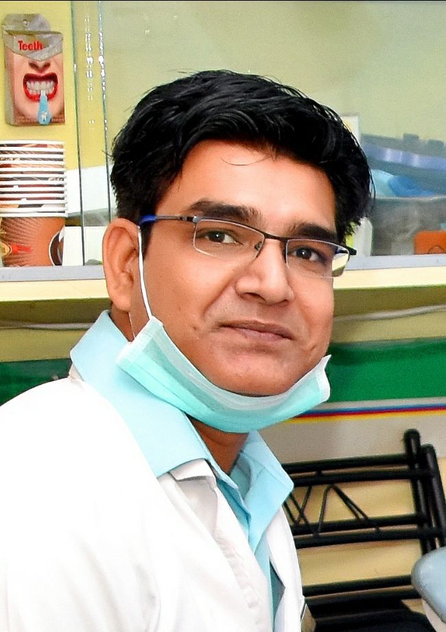Dr.Anshumali Srivastava - Dentist, Gorakhpur
