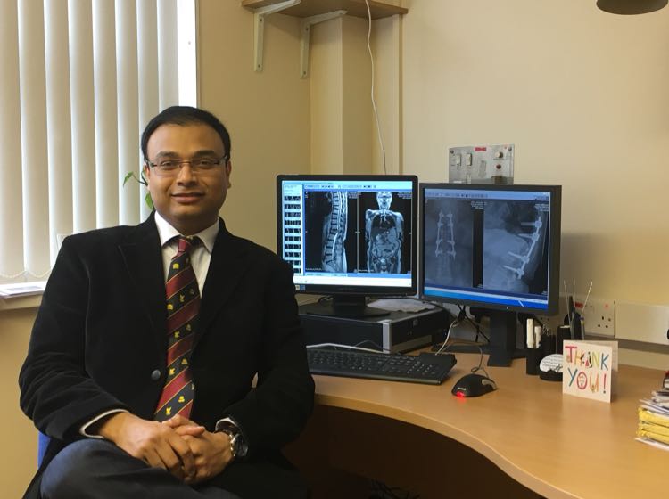 Dr.Anurag Saxena - Neurosurgeon, Gurgaon