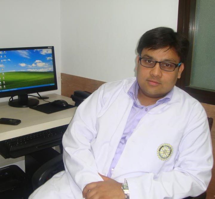 Dr. V K Jain - Ophthalmologist, Delhi