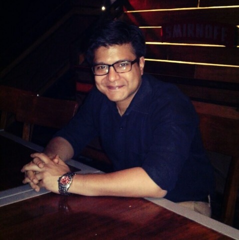 Dr.Sambhav Jain - Dentist, NEW DELHI