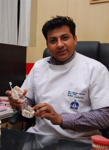 Dr. Lokesh Bakshi - Dentist, Delhi